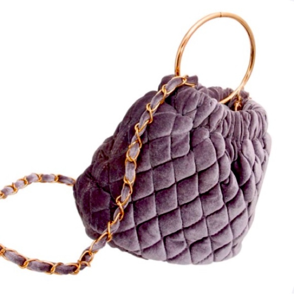 Quilted bucket bag